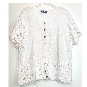 White Crochet Cardigan Sweater 2x mother-of-pearl buttons